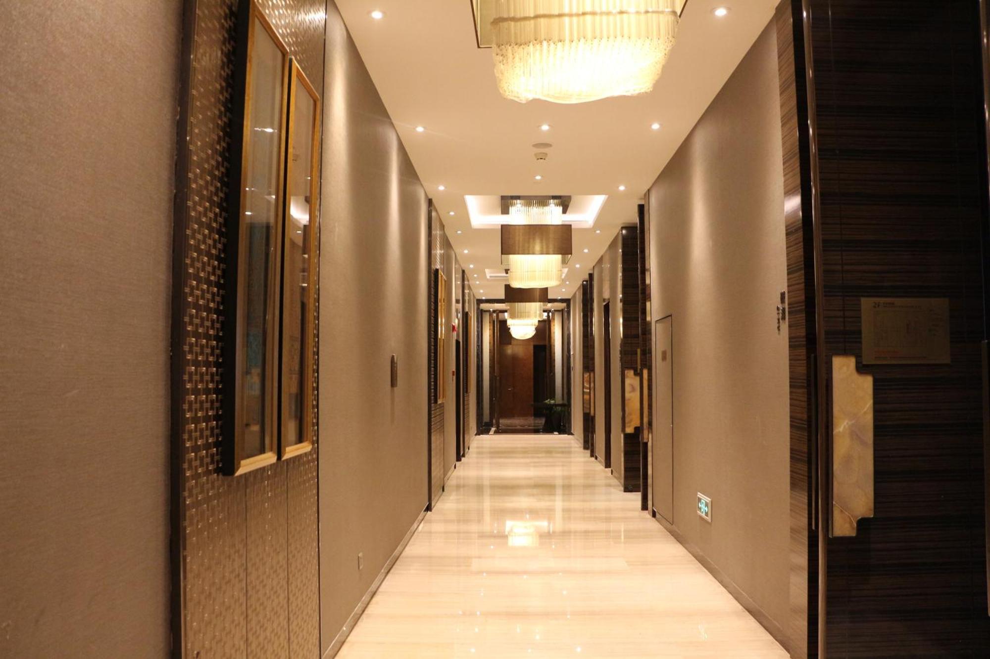 Wanda Realm Huangshi Hotel Exterior photo