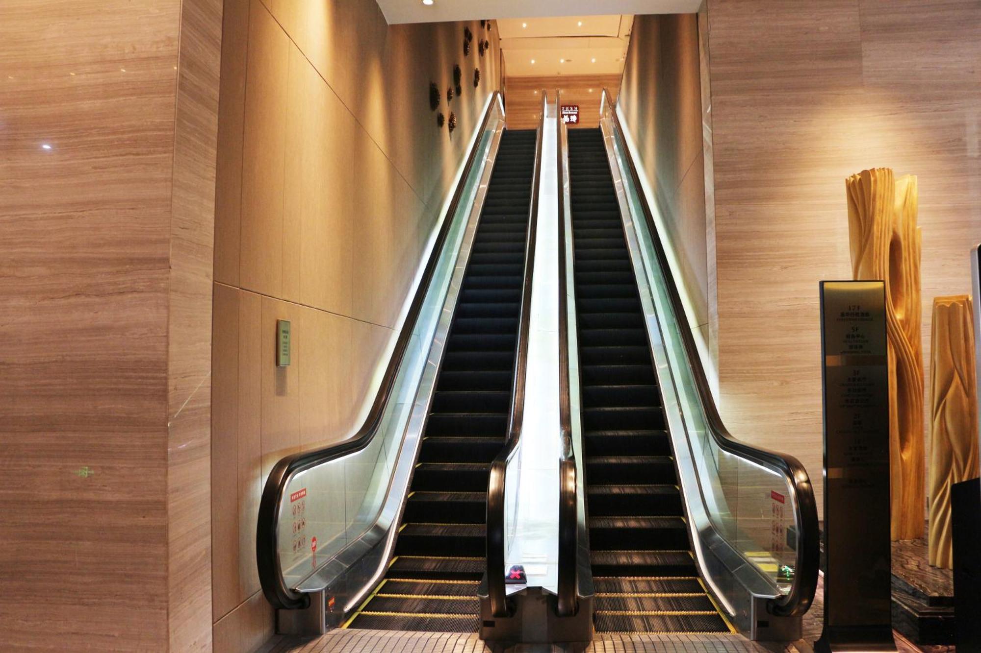 Wanda Realm Huangshi Hotel Exterior photo